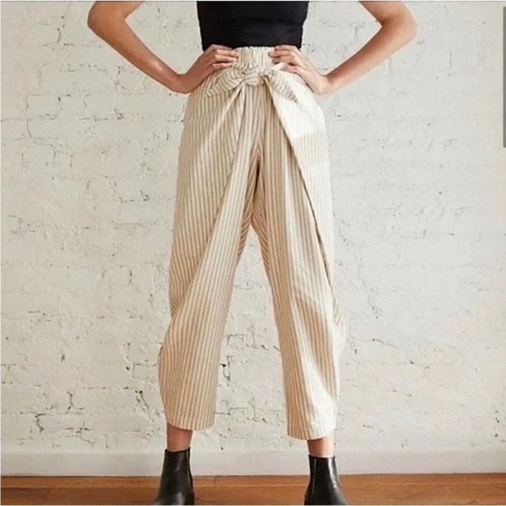 SILENCE + NOISE | UO Striped Cream & Tan Pants with Wrap Women’s Size Medium